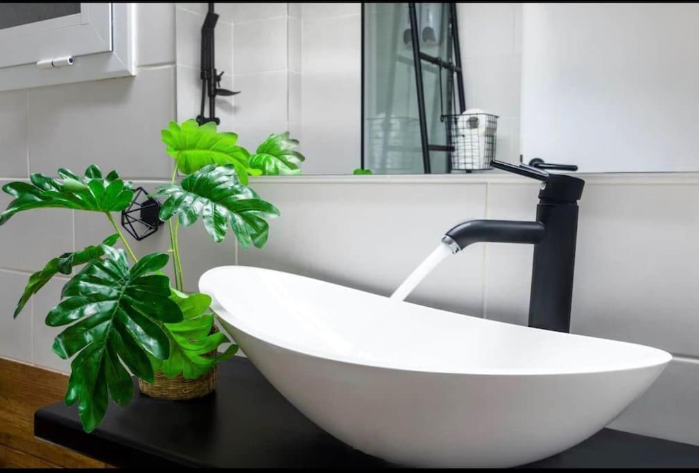 Novel Acropolis Apartment Атина Екстериор снимка